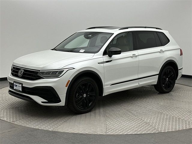 2022 Volkswagen Tiguan SE R-Line Black