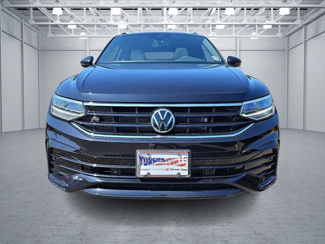 2022 Volkswagen Tiguan SE R-Line Black