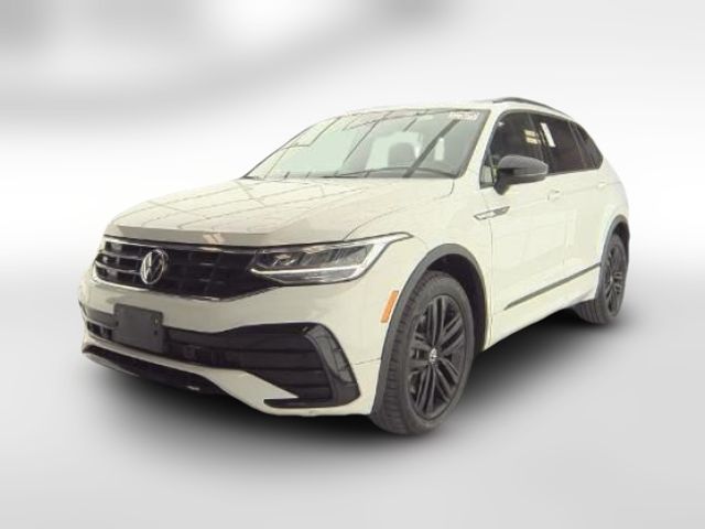 2022 Volkswagen Tiguan SE R-Line Black