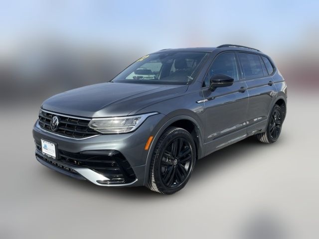 2022 Volkswagen Tiguan SE R-Line Black