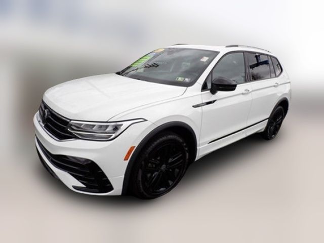 2022 Volkswagen Tiguan SE R-Line Black