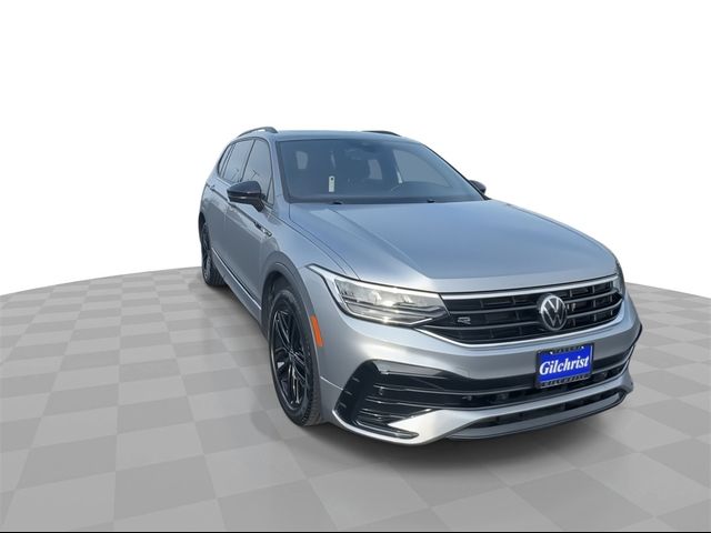 2022 Volkswagen Tiguan SE R-Line Black