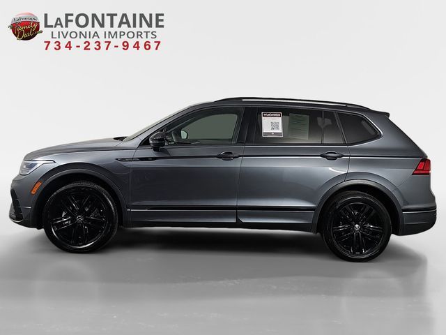 2022 Volkswagen Tiguan SE R-Line Black