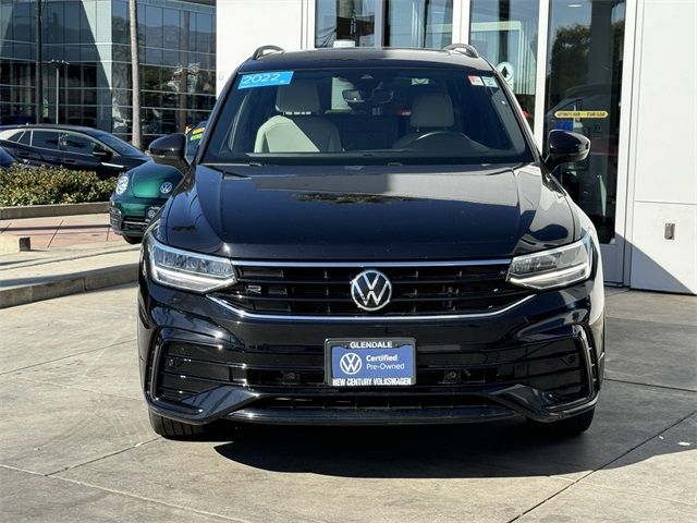 2022 Volkswagen Tiguan SE R-Line Black