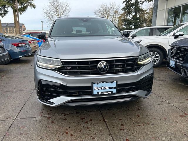 2022 Volkswagen Tiguan SE R-Line Black