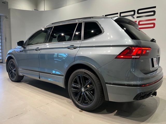 2022 Volkswagen Tiguan SE R-Line Black