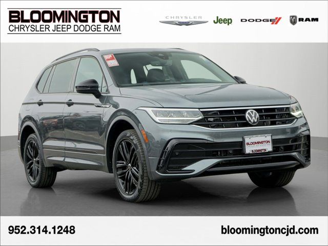 2022 Volkswagen Tiguan SE R-Line Black