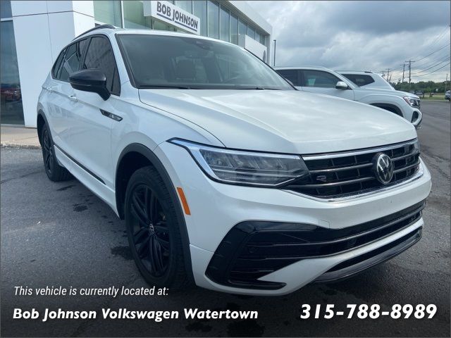 2022 Volkswagen Tiguan SE R-Line Black