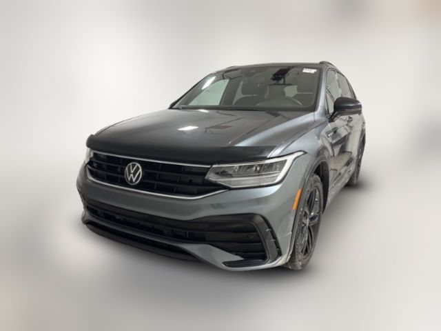 2022 Volkswagen Tiguan SE R-Line Black