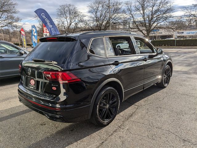 2022 Volkswagen Tiguan SE R-Line Black