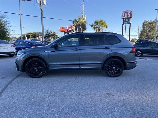 2022 Volkswagen Tiguan SE R-Line Black