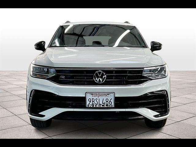 2022 Volkswagen Tiguan SE R-Line Black