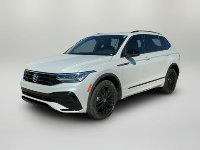 2022 Volkswagen Tiguan SE R-Line Black