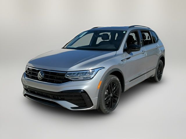 2022 Volkswagen Tiguan SE R-Line Black