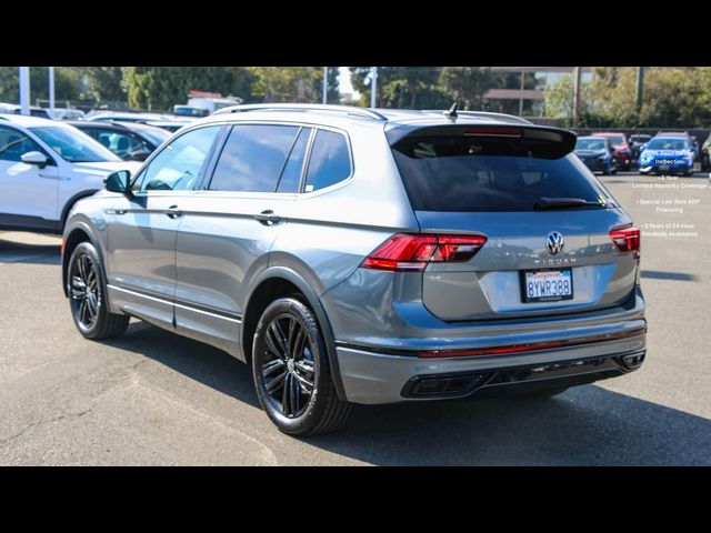 2022 Volkswagen Tiguan SE R-Line Black