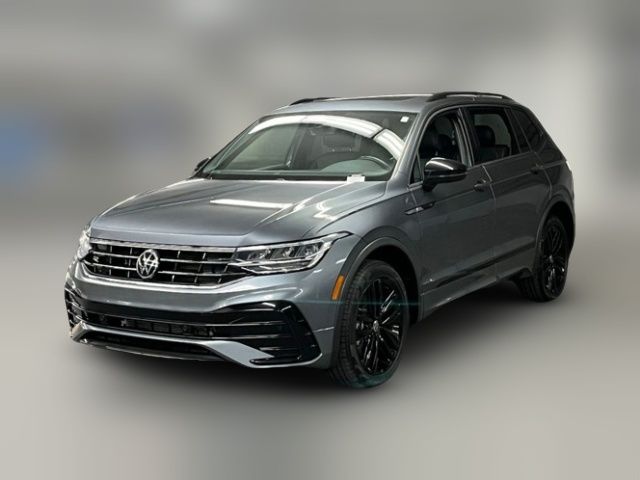 2022 Volkswagen Tiguan SE R-Line Black
