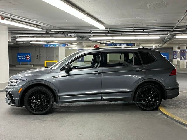 2022 Volkswagen Tiguan SE R-Line Black