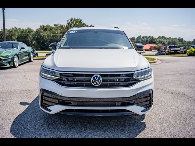 2022 Volkswagen Tiguan SE R-Line Black