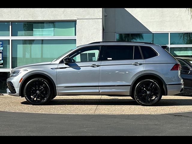 2022 Volkswagen Tiguan SE R-Line Black