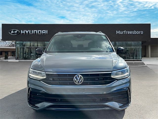 2022 Volkswagen Tiguan SE R-Line Black