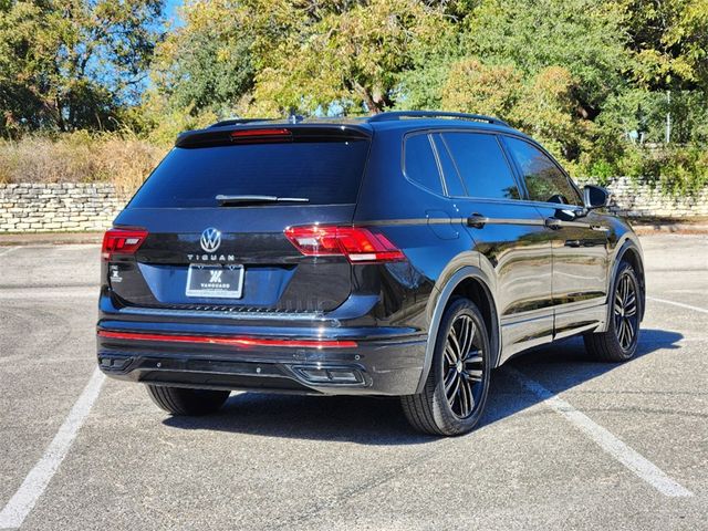 2022 Volkswagen Tiguan SE R-Line Black