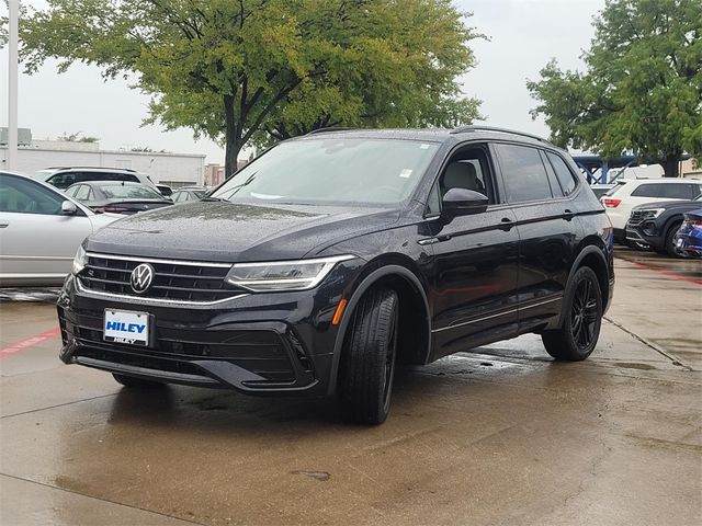 2022 Volkswagen Tiguan SE R-Line Black