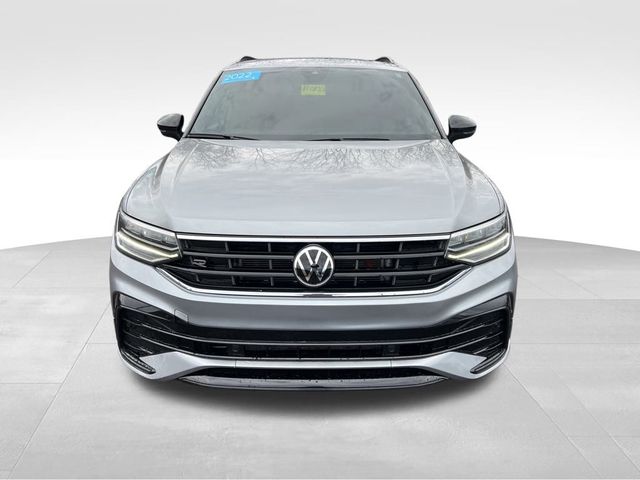 2022 Volkswagen Tiguan SE R-Line Black