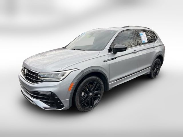 2022 Volkswagen Tiguan SE R-Line Black