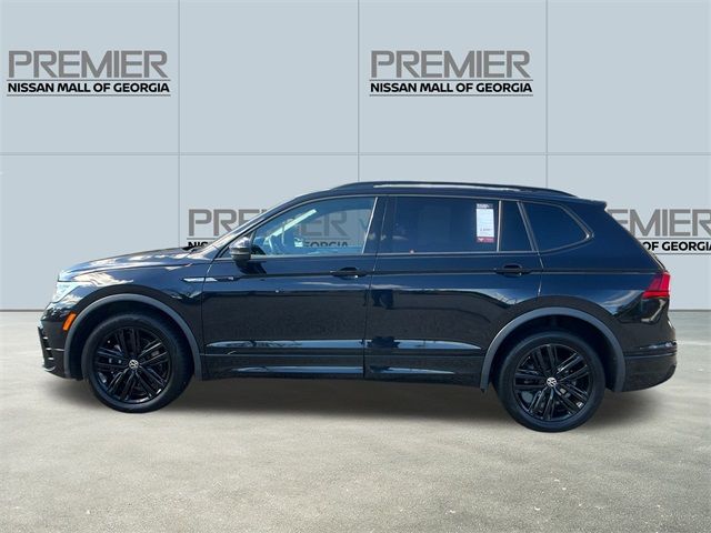 2022 Volkswagen Tiguan SE R-Line Black