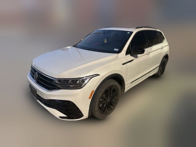 2022 Volkswagen Tiguan SE R-Line Black