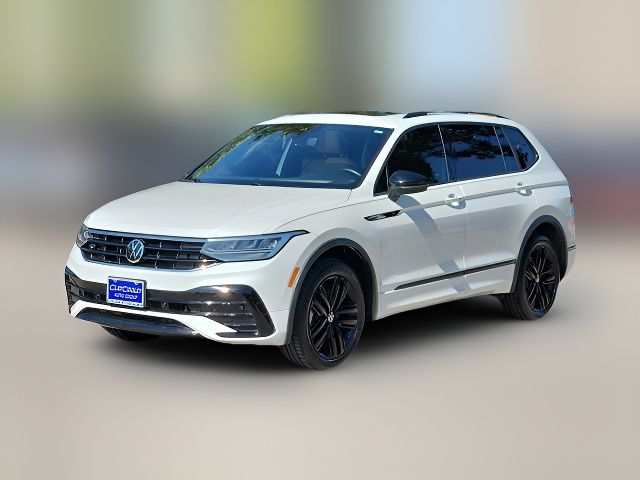 2022 Volkswagen Tiguan SE R-Line Black