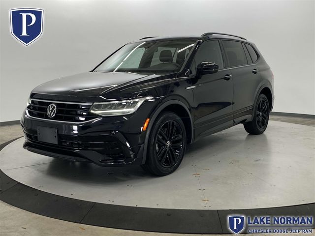 2022 Volkswagen Tiguan SE R-Line Black