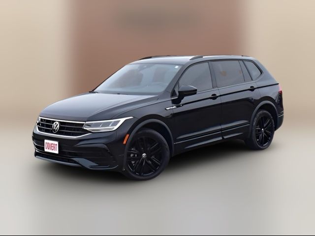 2022 Volkswagen Tiguan SE R-Line Black