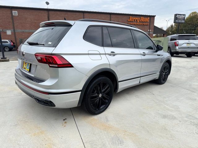 2022 Volkswagen Tiguan SE R-Line Black