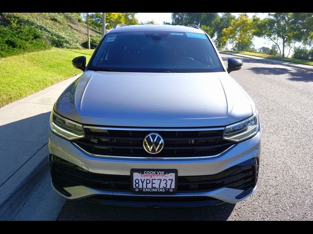 2022 Volkswagen Tiguan SE R-Line Black