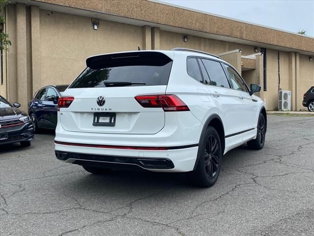 2022 Volkswagen Tiguan SE R-Line Black