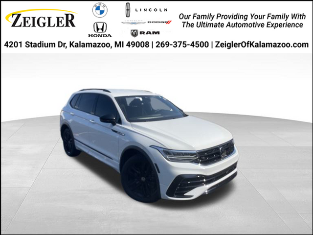 2022 Volkswagen Tiguan SE R-Line Black