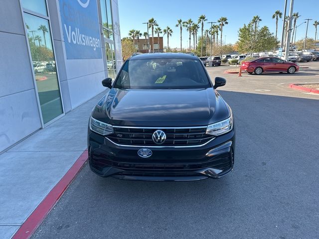 2022 Volkswagen Tiguan SE R-Line Black