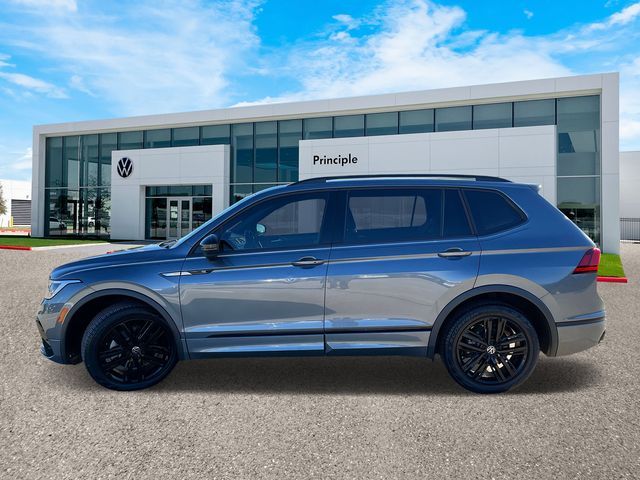 2022 Volkswagen Tiguan SE R-Line Black