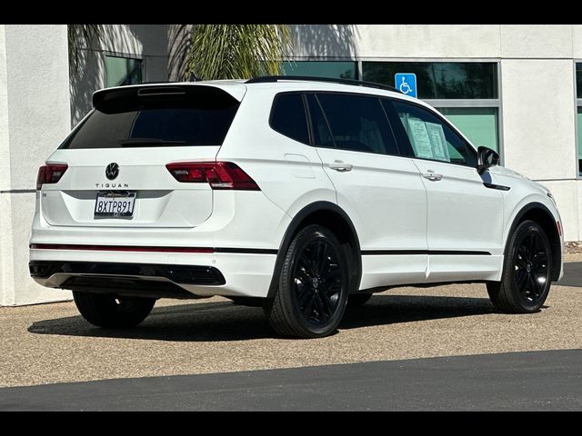 2022 Volkswagen Tiguan SE R-Line Black