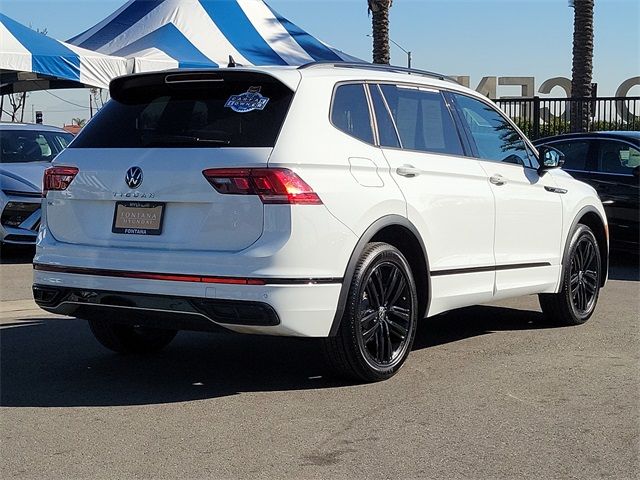 2022 Volkswagen Tiguan SE R-Line Black