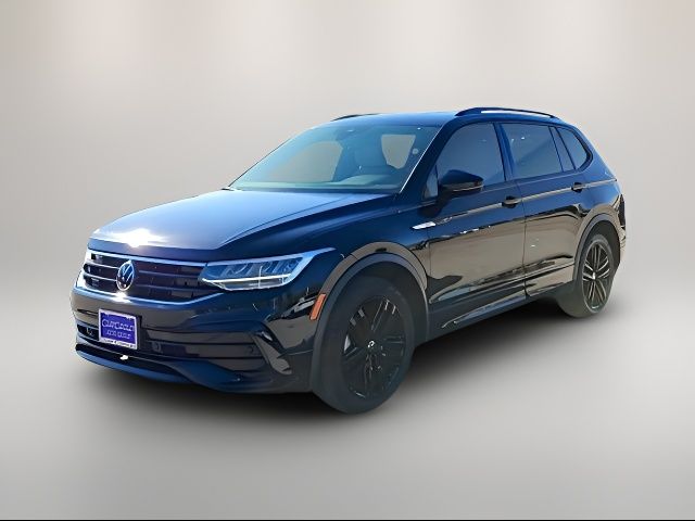 2022 Volkswagen Tiguan SE R-Line Black