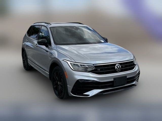2022 Volkswagen Tiguan SE R-Line Black