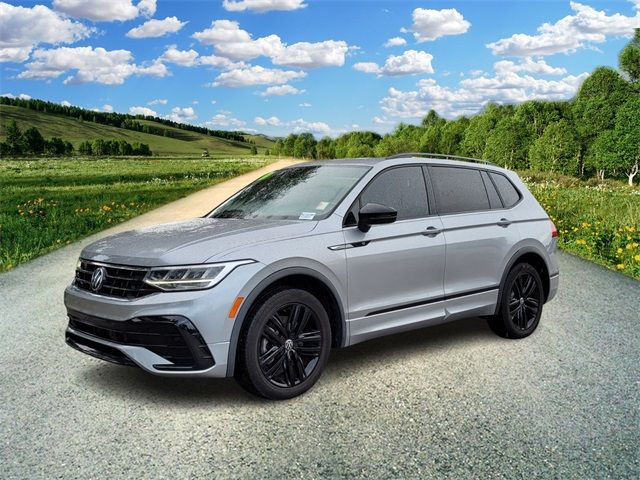 2022 Volkswagen Tiguan SE R-Line Black