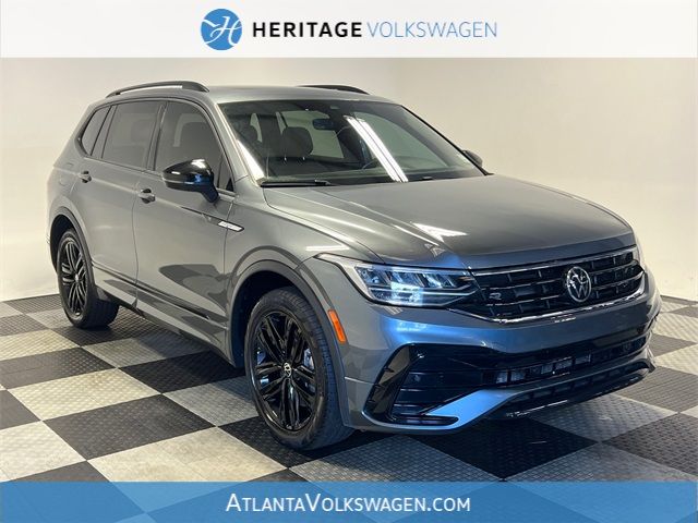 2022 Volkswagen Tiguan SE R-Line Black