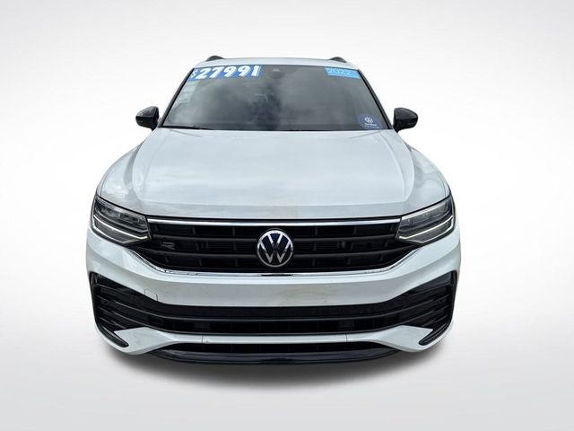 2022 Volkswagen Tiguan SE R-Line Black