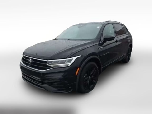 2022 Volkswagen Tiguan SE R-Line Black