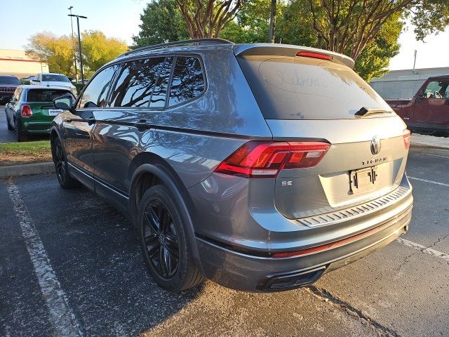 2022 Volkswagen Tiguan SE R-Line Black