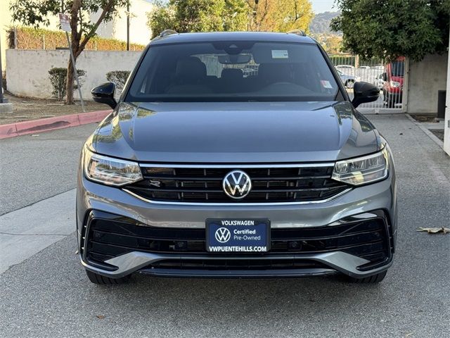 2022 Volkswagen Tiguan SE R-Line Black