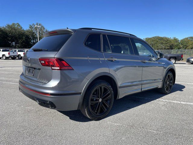 2022 Volkswagen Tiguan SE R-Line Black